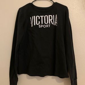 black VS sweatshirt